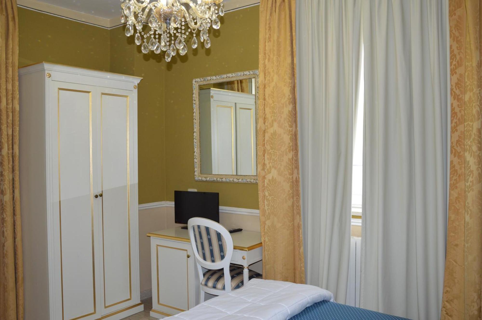 Nouvel Hotel Des Bains Pesaro Rom bilde