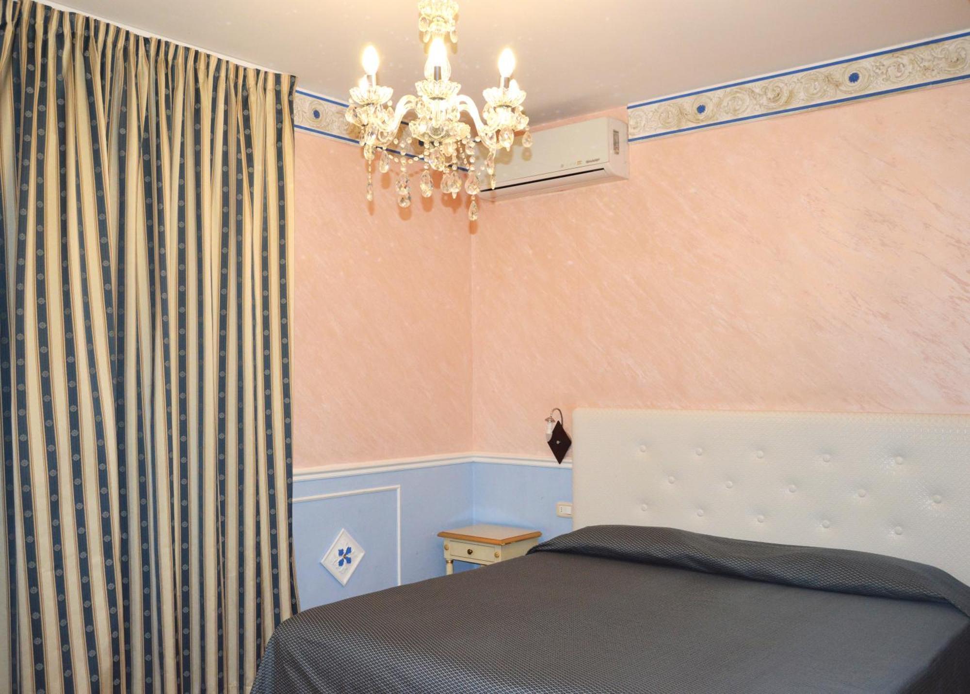 Nouvel Hotel Des Bains Pesaro Rom bilde