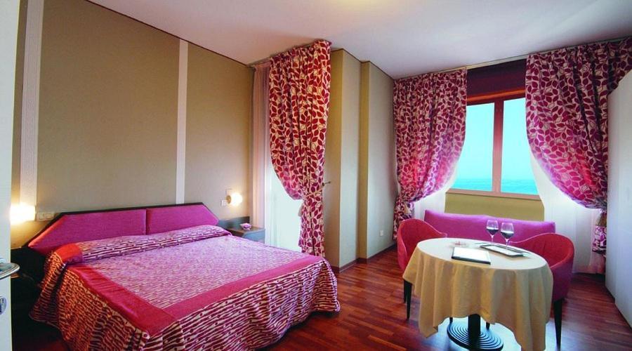 Nouvel Hotel Des Bains Pesaro Eksteriør bilde